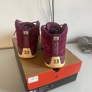 Jordan Bordeaux 12s
Original box
Lightly used